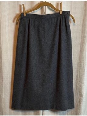 Pendleton Charcoal Skirt 100% Wool size 8